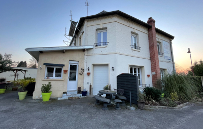 
Ensemble immobilier Charmes 9 pièce(s) 295m²
