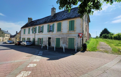 
CREPY EN LAONNOIS. IMMEUBLE DE 7 LOTS avec parking
