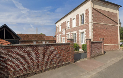 
Appartement 4 pièce(s) 108.69 m2 avec extérieur et parking
