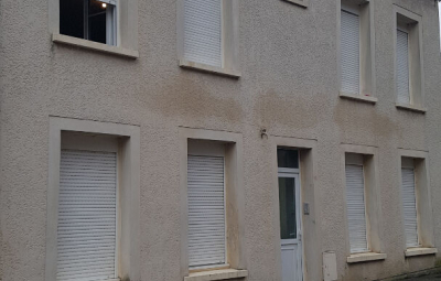 
LAON VILLE BASSE QUARTIER DE VAUX. STUDIO
