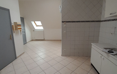 
SOISSONS PROCHE CENTRE VILLE. APT 35M²

