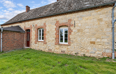 
Maison Housset 2 pièce(s) 80.5 m2
