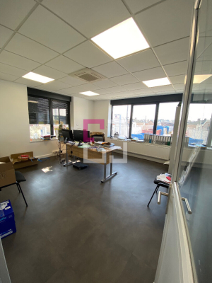 
Local commercial Saint Quentin 5 pièce(s) 1172 m2
