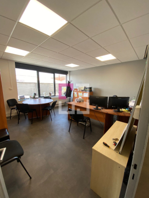 
Local commercial Saint Quentin 5 pièce(s) 1172 m2
