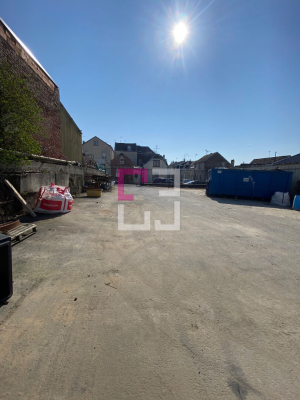 
Local commercial Saint Quentin 5 pièce(s) 1172 m2
