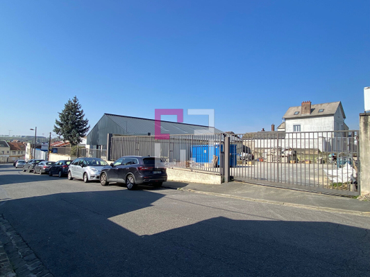 
Local commercial Saint Quentin 5 pièce(s) 1172 m2
