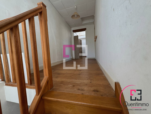 
# Maison de caractère de 249 m² ? 8 pièces ? Fismes
