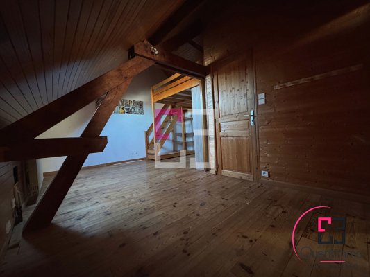 
# Maison de caractère de 249 m² ? 8 pièces ? Fismes
