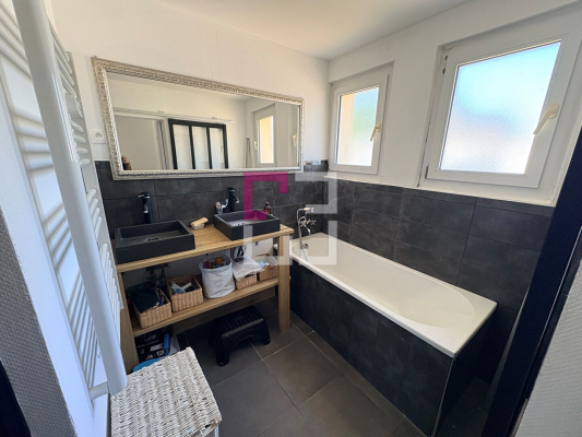 
Maison Fayet 3 pièce(s) 75 m2
