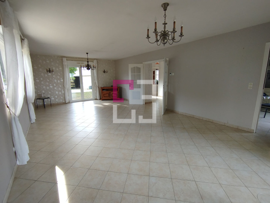 
Pavillon RIBEMONT 5 pièces 107 m²
