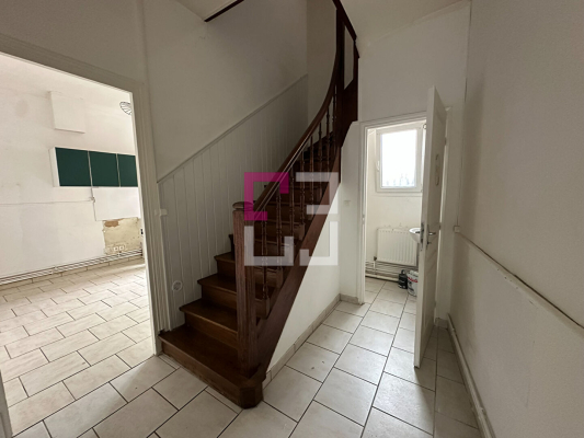 
Maison La Fere 4 pièce(s) 106m2
