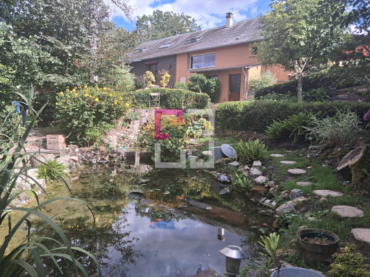 
Maison St Gobert 7 pièce(s) 194.56 m2
