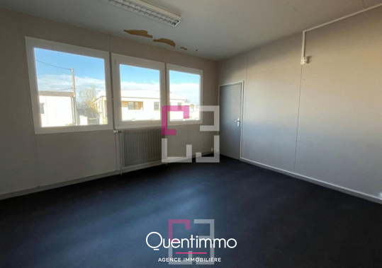 
À VENDRE ENSEMBLE DE BUREAUX ? 690 m² - 345m² chacun
