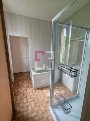 
LAON  VILLE BASSE EN EXCLUSIVITE MAISON TYPE  5. REF 5502LR
