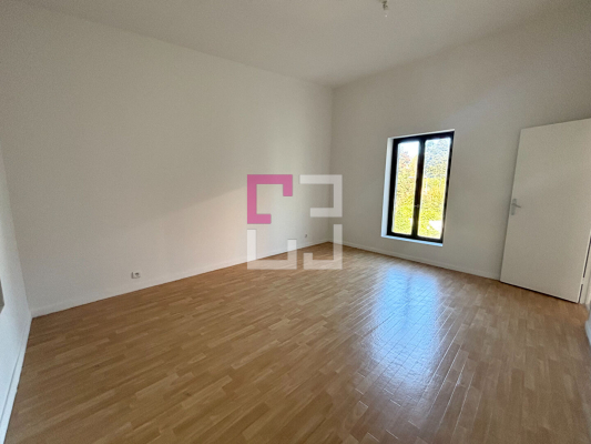 
Appartement Guise 2 pièce(s) 45 m2
