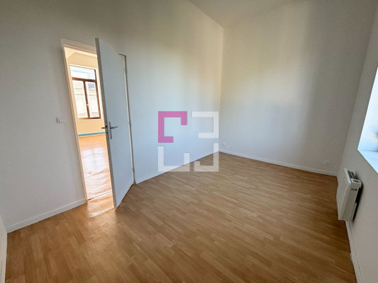 
Appartement Guise  2 pièce(s) 59 m2
